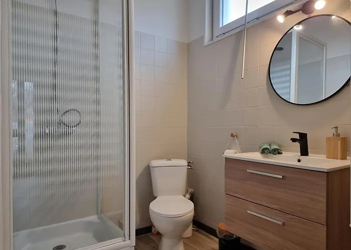 Cocooning Au Calme, Proche Centre-ville Et Centre Commercial 펜션