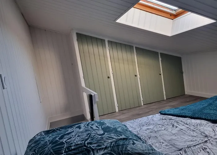 펜션 Cocooning Au Calme, Proche Centre-ville Et Centre Commercial 샬랑