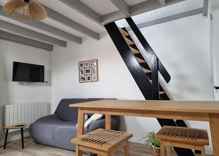 Cocooning Au Calme, Proche Centre-ville Et Centre Commercial * 샬랑